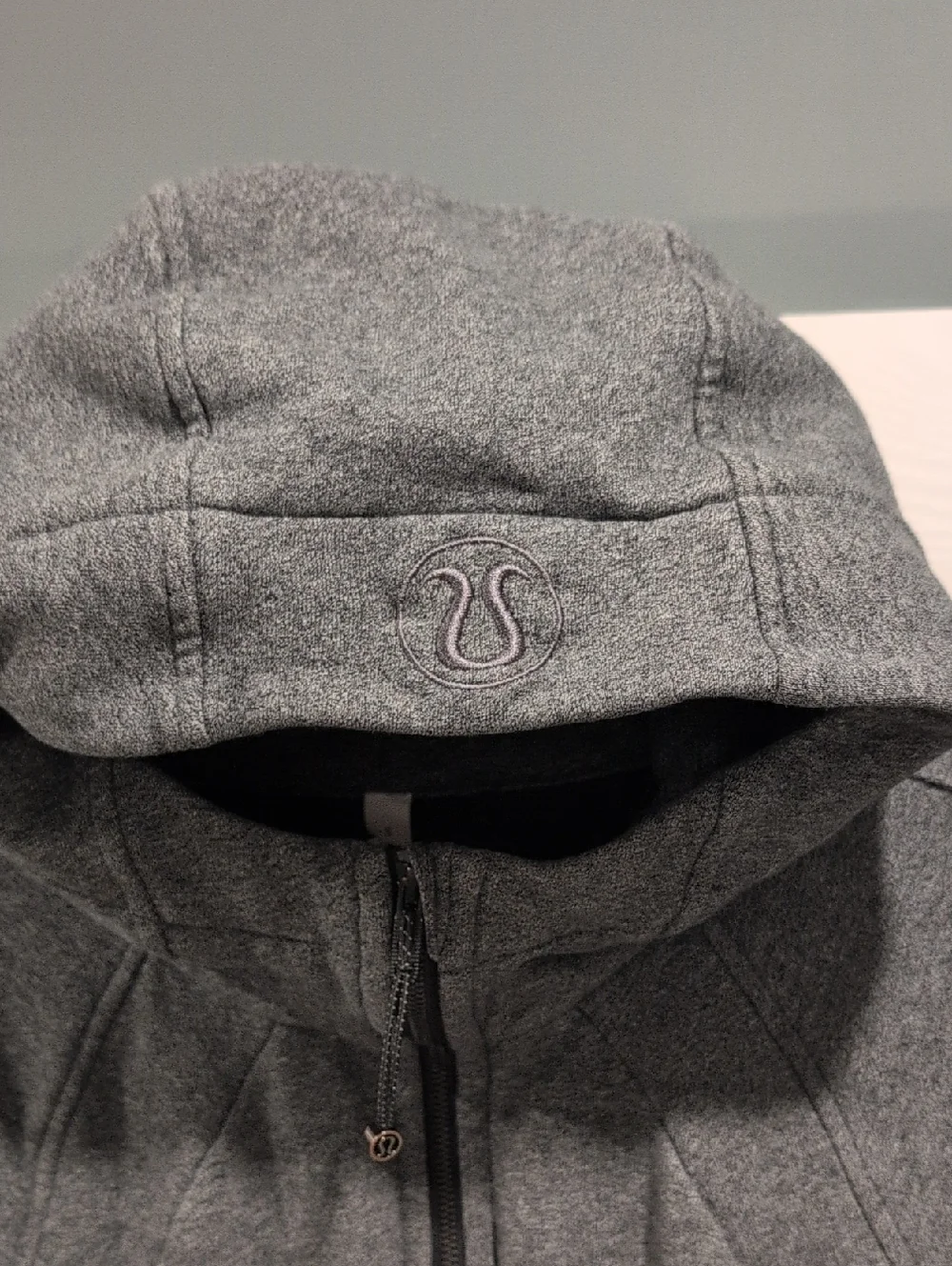 Lululemon Scuba Hoodie - Picture 2 of 6